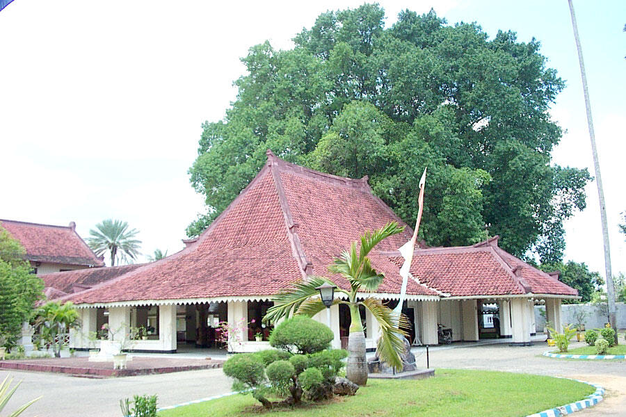 Yukk Mengintip Keindahan Kota Sumenep Madura