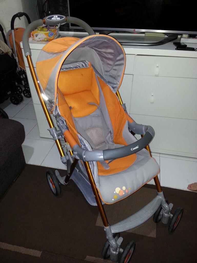 harga stroller combi