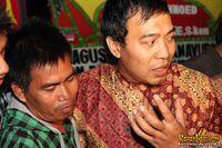 komeng vs temen ane gan ?????