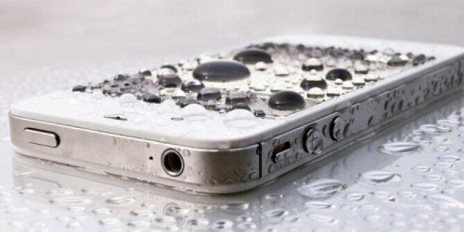Handphone Agan Nyemplung Air? Cuma ini Solusinya...