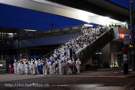 Suporter Bola Gilak!!! Ngakak Gue