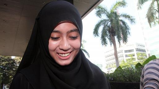 Darin Ingin Punya Anak dari Luthfi Hasan