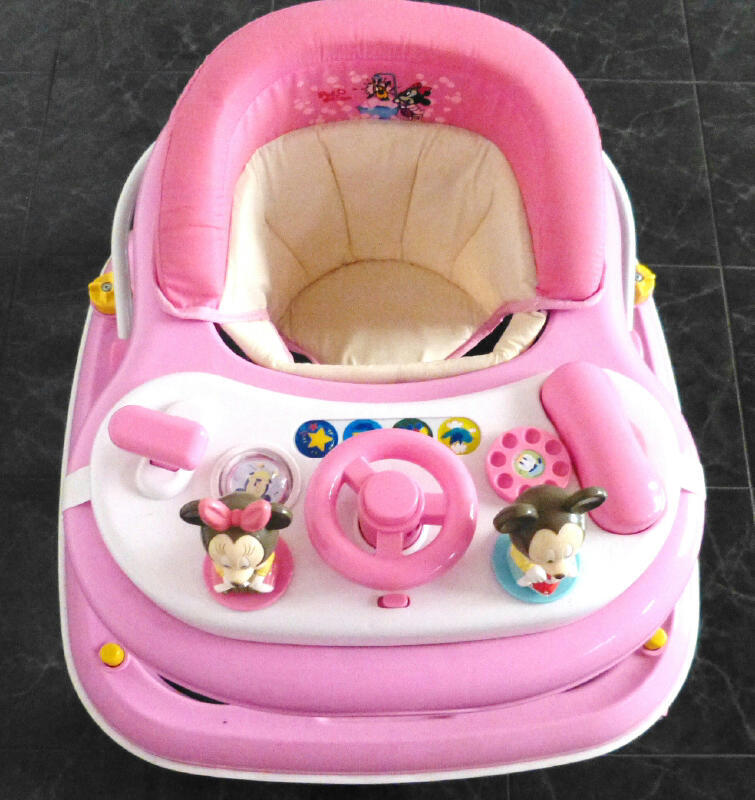 Baby Walker Minnie Mouse