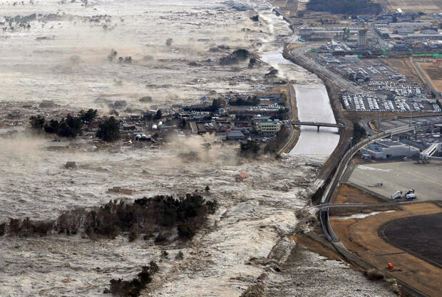 &#91;Share&#93; 10 Tsunami Paling Dahsyat Dalam Sejarah