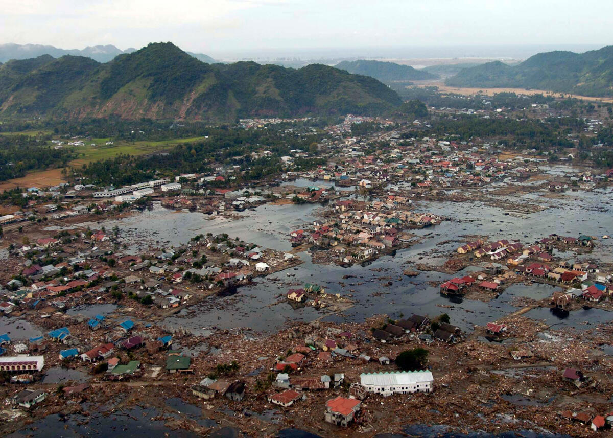 &#91;Share&#93; 10 Tsunami Paling Dahsyat Dalam Sejarah