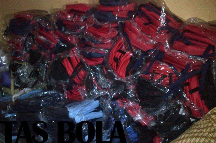 Fashion Bola, Hoodie, sweater, jaket, Tas Bola, Tas Futsal, dompet, jersey