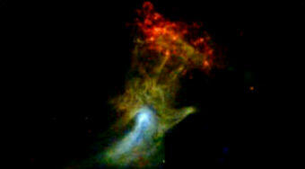 Teleskop NASA Menangkap Penampakan "Tangan Tuhan"