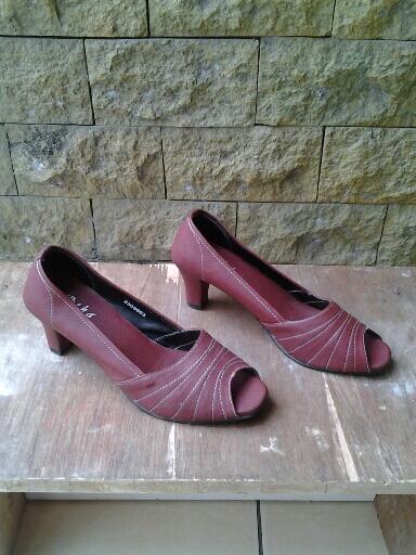 terjual murah meriiaahhh heells otha wedges fladeo terjual murah meriiaahhh heells otha wedges fladeo