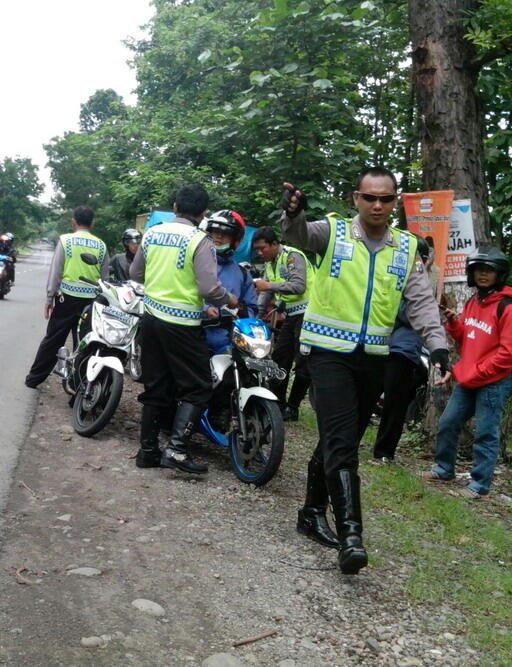 Knalpot Racing bakalan ga laku nih kalao Permen No 07/2009 di tegakan