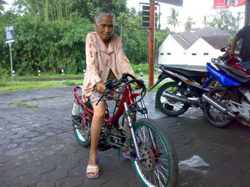 Dijamin ngakak sampe keluar buih