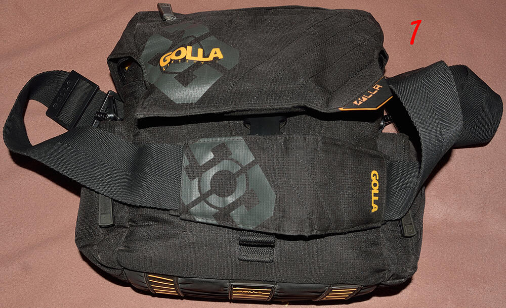 Tas Kamera Import Merk Golla - Black