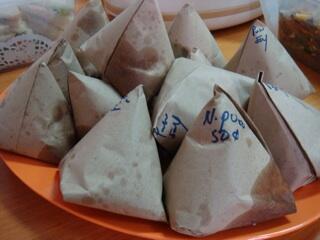 Buat Agan2 Berikut, Silahken Dimaken Nasi Bungkusnya.