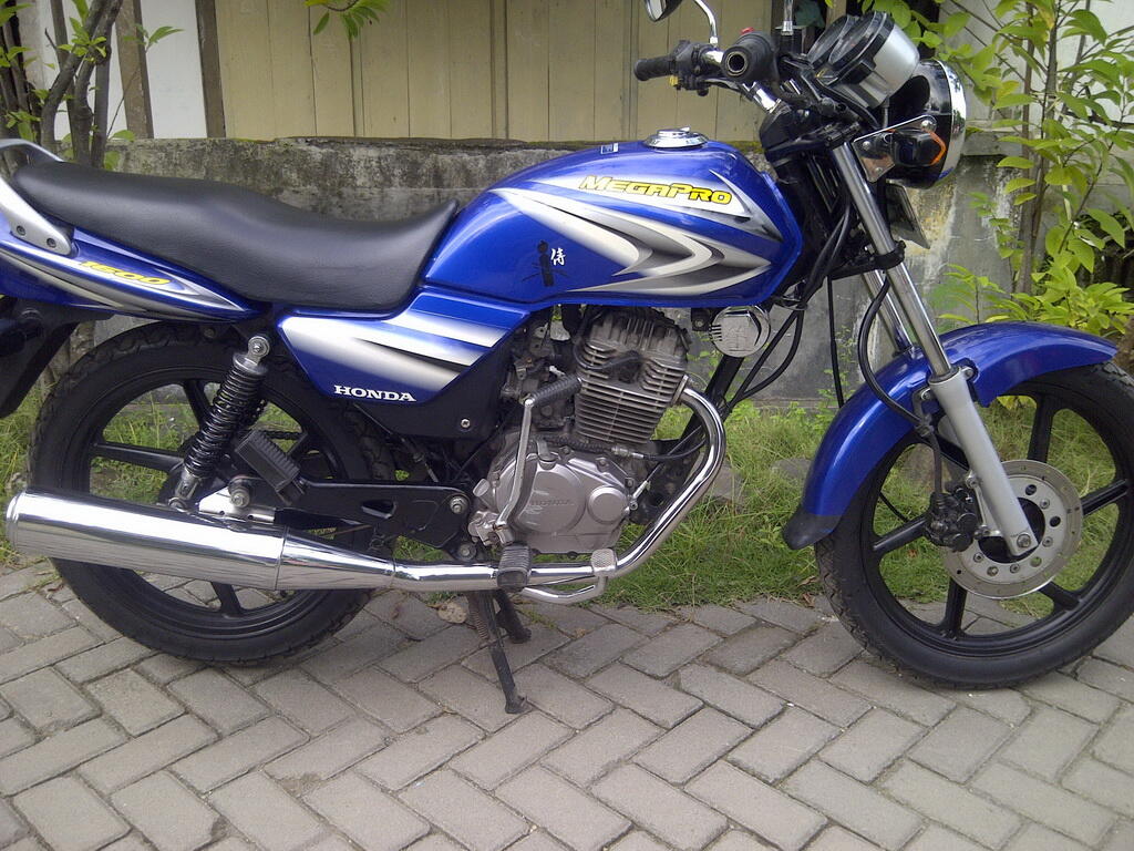 Terjual SEPEDA MOTOR HONDA MEGAPRO CW 2005 KASKUS