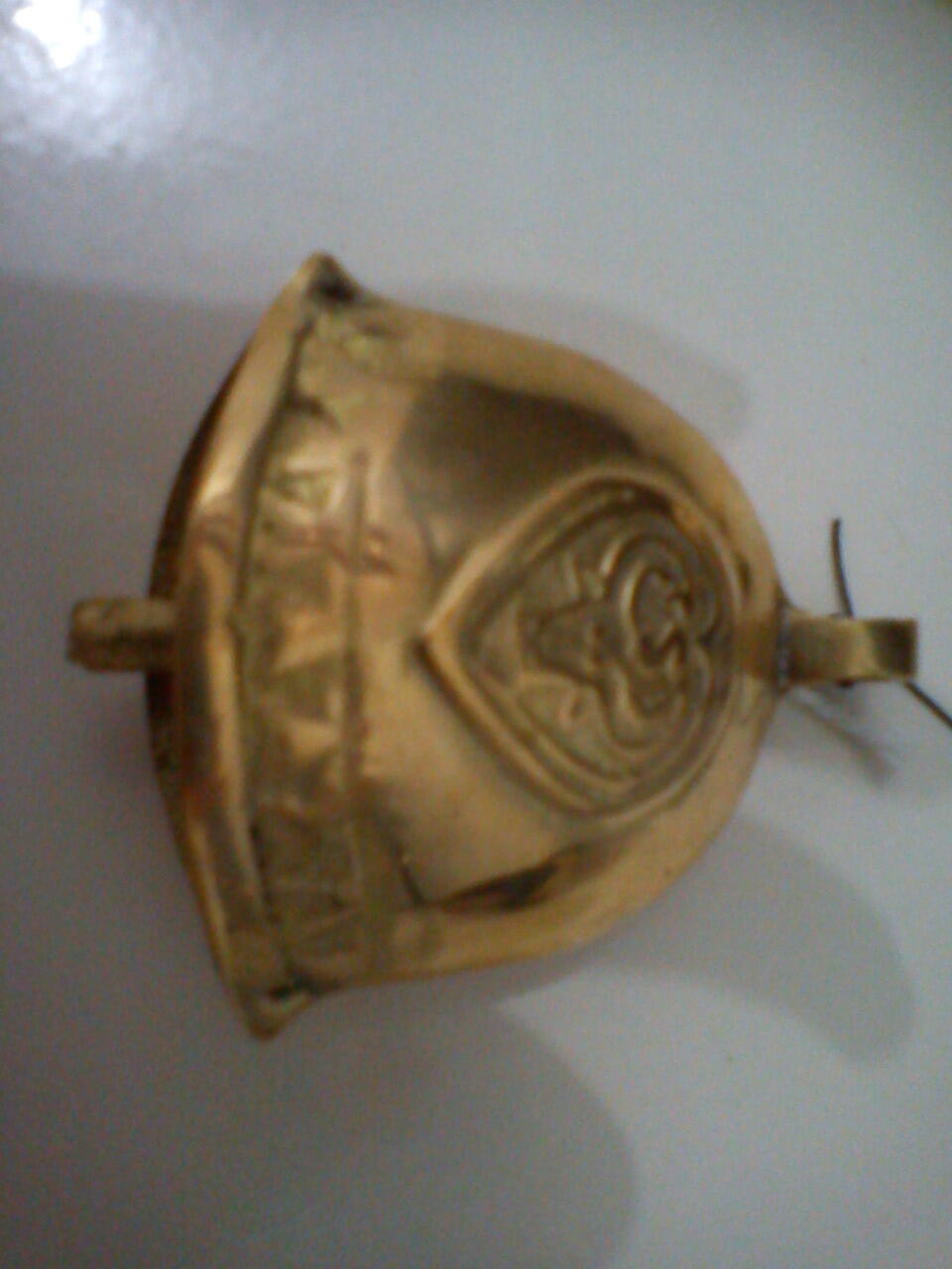 Kerajinan Jogja Bel Pintu Klontong Sapi 8x8x3cm Emas 