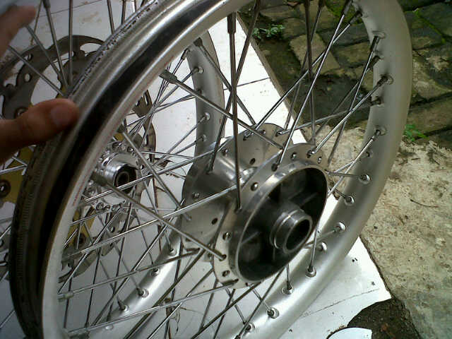 velg comet u-shape satria f