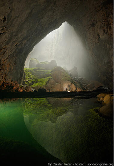 Mengenal " Son Doong Cave " goa terbesar di dunia !