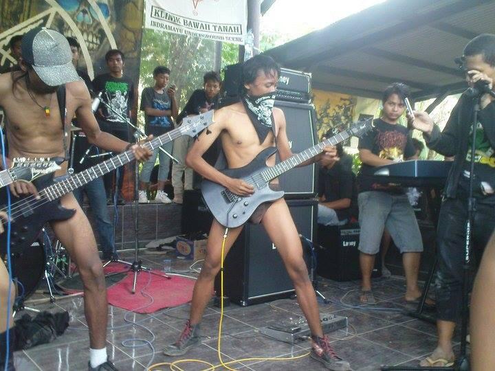 &#91;B&#93;&#91;/B&#93;Band gak punya maluu