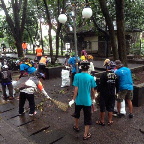 Ada panda mob di Bandung ! ! #bumipanda #PandaMob