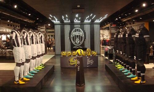 Juventus Museum &amp; Store (Juventini masup gan:D)