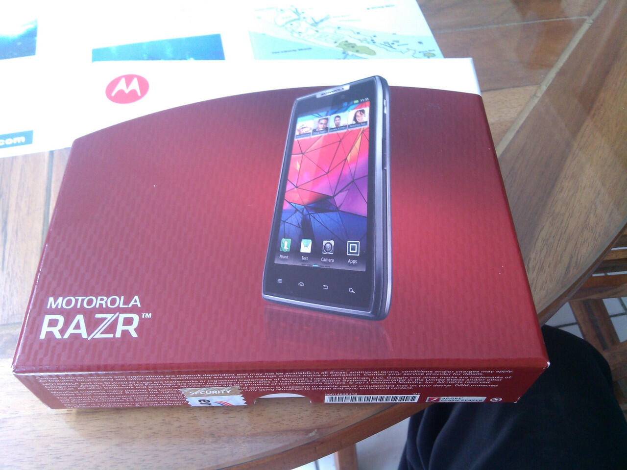 Motorola XT910 Ex Erajaya, Mulus Bagus Lengkap - Bali