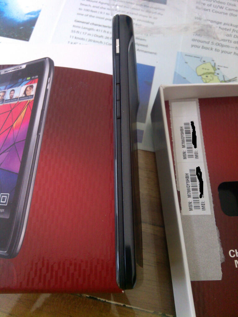 Motorola XT910 Ex Erajaya, Mulus Bagus Lengkap - Bali