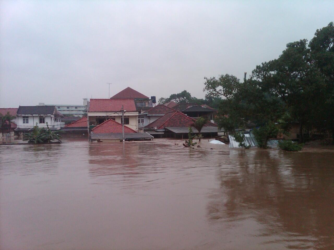 Jakarta udah langganan banjir gan