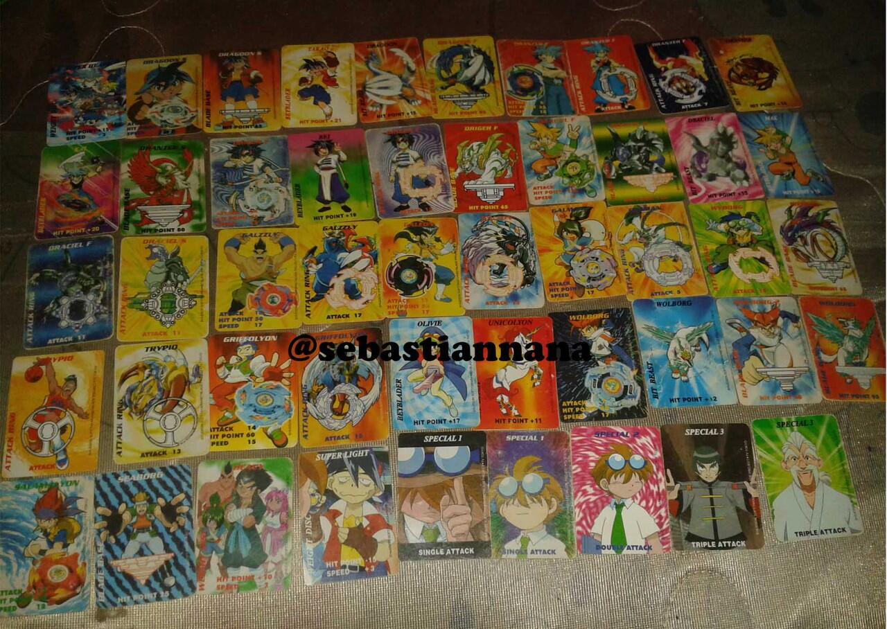 Terjual Jual mainan vintage. Tazos. kartu digimon dan