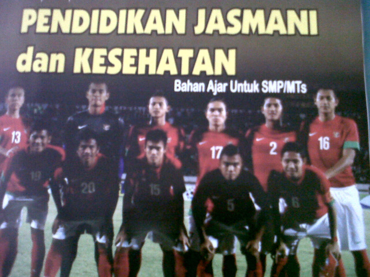 WOWW... FOTO MEREKA DIPASANG DI COVER (LKS) SLTP GAN...
