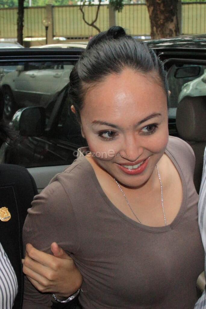 WOWW... FOTO MEREKA DIPASANG DI COVER (LKS) SLTP GAN...