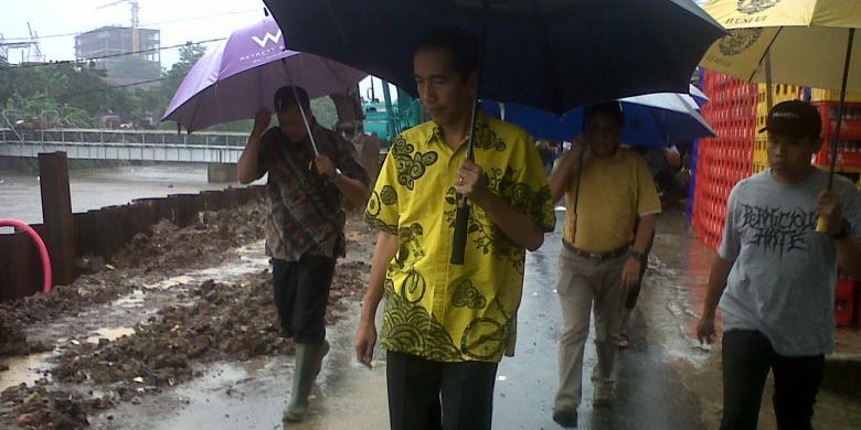 ( Inilah Indonesia ) Jakarta Banjir, Andai Jokowi Tak Didorong-dorong &quot;Nyapres&quot;...