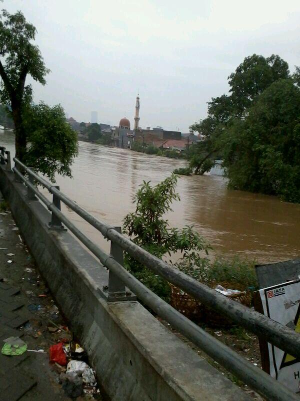 &#91;PIC+VID&#93; Titik-titik Banjir di Jakarta Pagi Ini 13-Jan-2014