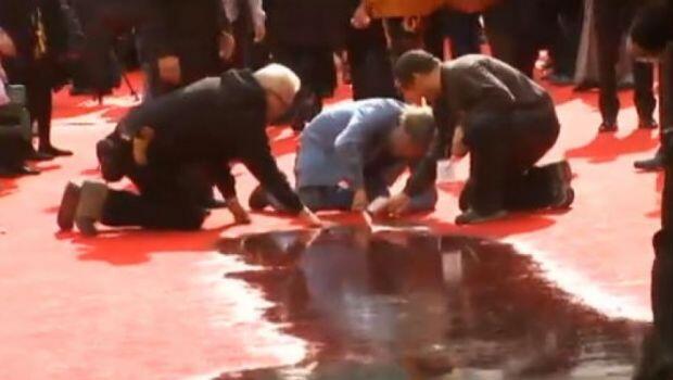 Banjir pun melanda Red Carpet Golden Globe Award