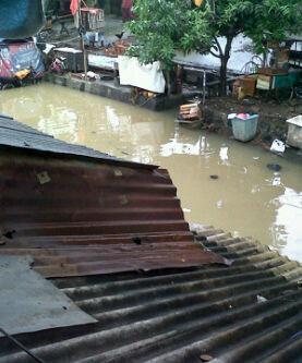 Banjir dan Macet Mengepung Kota Jakarta