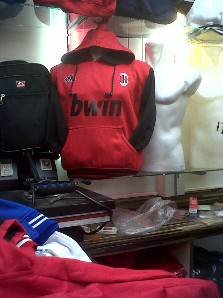 AC MILAN HOME,AWAY,RETRO CENTENARY,MEDIOLANUM,SOLO FERTE,OPEL,COUPPLE,HUDDIE,JACKET