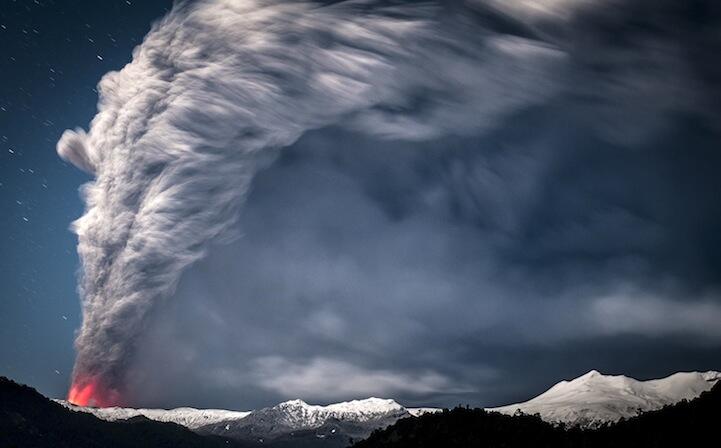 Bener2 Foto Spektakuler Dari Letusan Gunung Berapi di Chilie, Scary but Awesome
