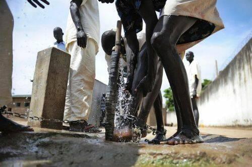 (Foto) Beginilah Kehidupan Dalam Penjara Di Sudan