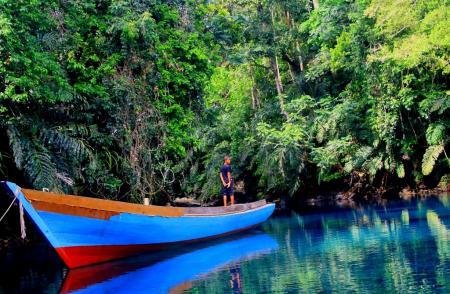 Keliling DUNIA? Indonesia aja belum