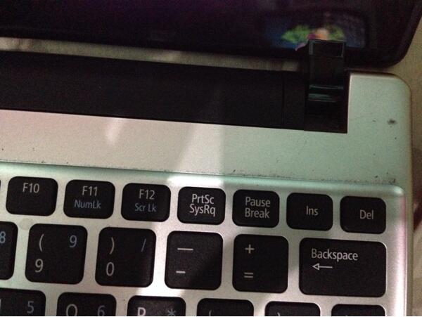 JUAL NOTEBOOK ACER ASPIRE 756 SILVER BANDUNG