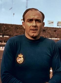 Legenda-legenda sepakbola yang tak pernah bermain di piala dunia
