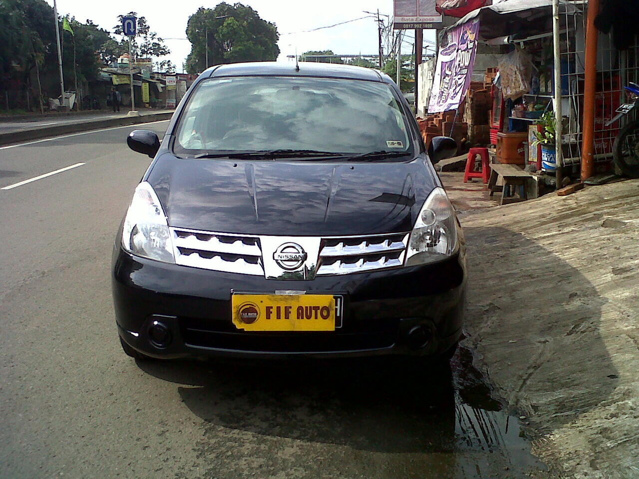 NISSAN LIVINA XR 1.5 MT 2008 HITAM METALIK B 1656 ZUH