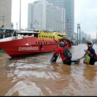 Gebrakan Ibu Kota Menghadapi Banjir Tahunan