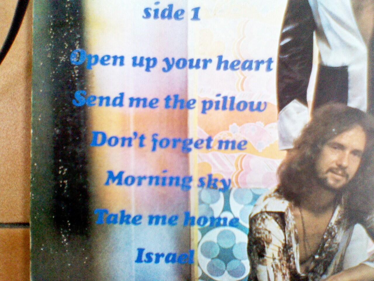 PIRINGAN HITAM ( PH),CARPENTERS,JIM REEVES,DON WILLIAMS,CONNIE FRANCIS, DLL (BANDUNG)