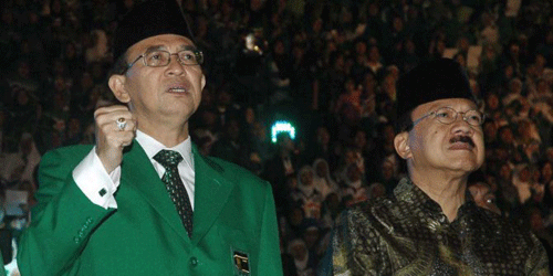 (Aneh Mendadak Gus Dur) Suryadharma Alie: Pemikiran Gus Dur jadi ideologi PPP