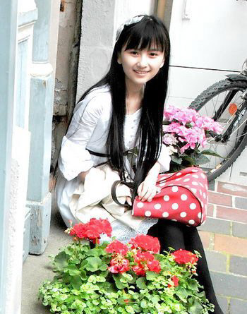 yang suka sama April Xia Da , Masuk Gan...