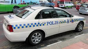 Ternyata polisi di Malaysia engga beda dengan di Indonesia..