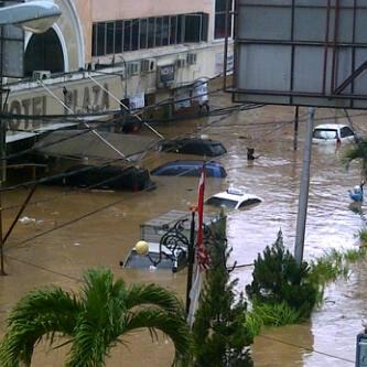 Banjir Manado &#91;PICS UPDATE&#93;