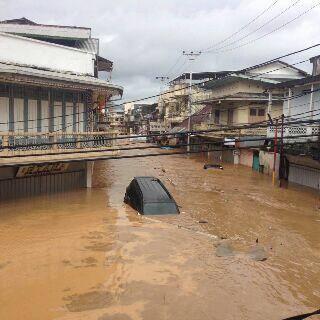 Banjir Manado &#91;PICS UPDATE&#93;