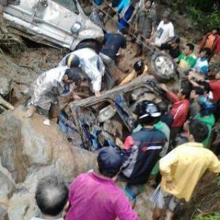 Banjir Manado &#91;PICS UPDATE&#93;