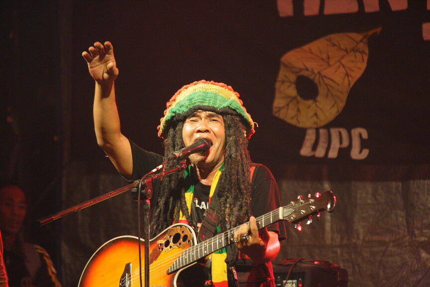 &#91;SHARE&#93; 10 Lagu Reggae Indonesia paling Enak di Denger