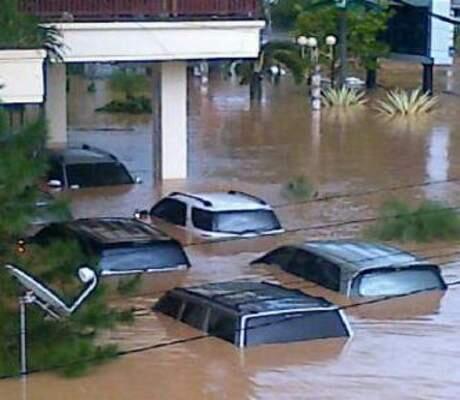 Berbagai Penampakan Dahsyatnya Banjir 'Maut' di Manado